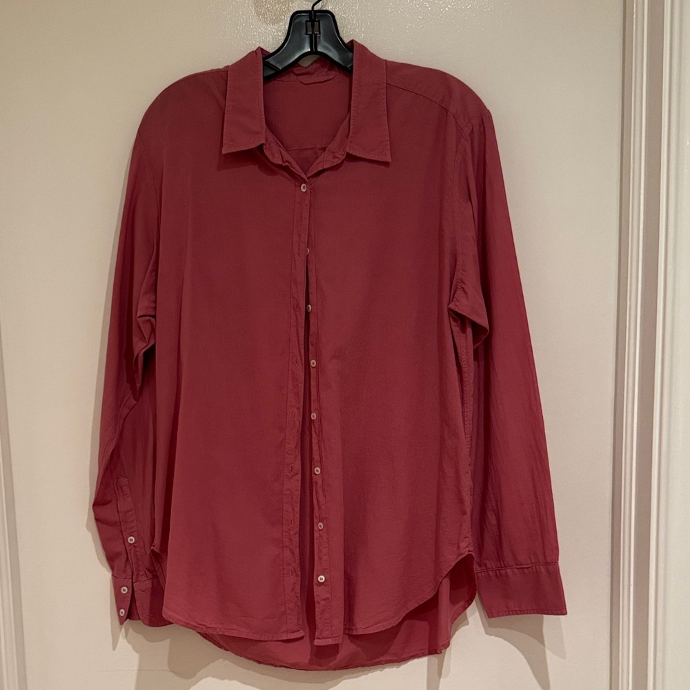 XiRENA Women's Beau Blouse in Deep Pink